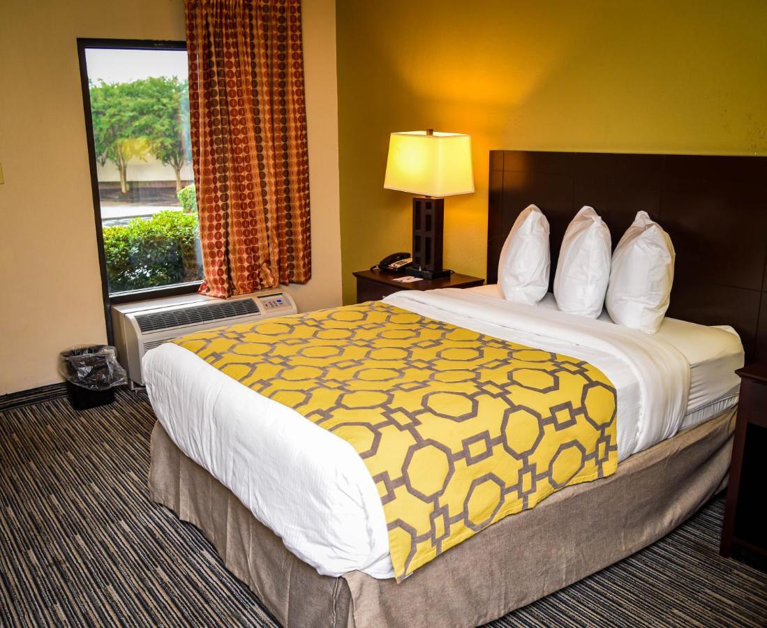 Baymont By Wyndham Columbus Ga Hotel Eksteriør billede