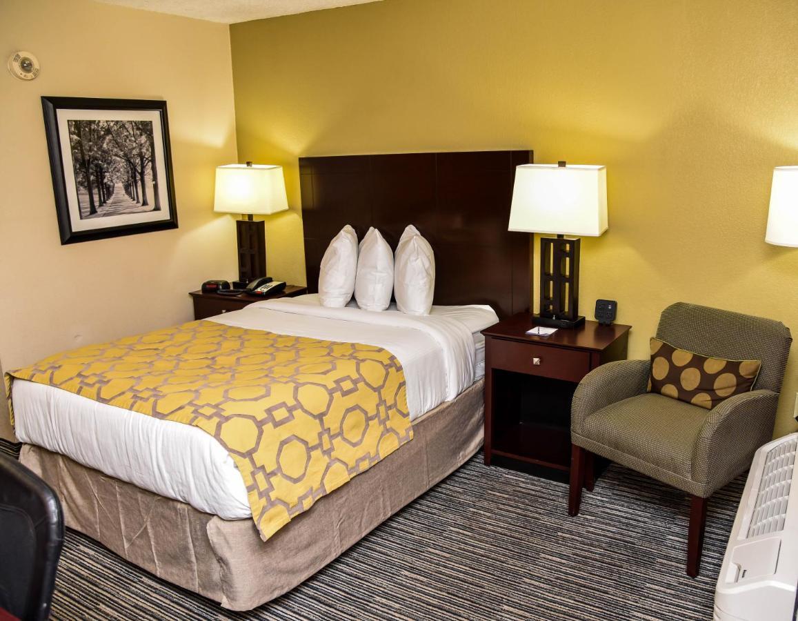 Baymont By Wyndham Columbus Ga Hotel Eksteriør billede
