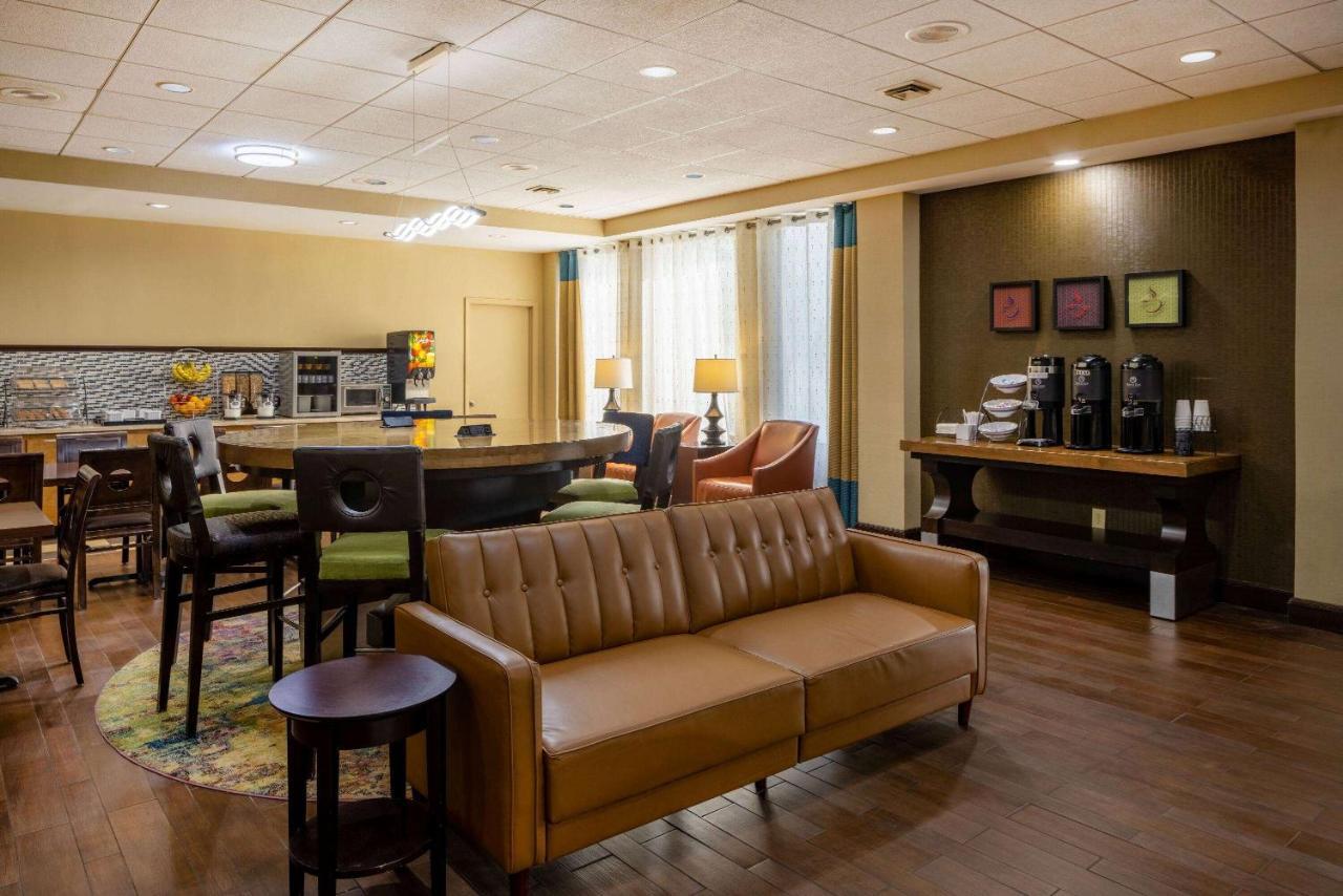 Baymont By Wyndham Columbus Ga Hotel Eksteriør billede