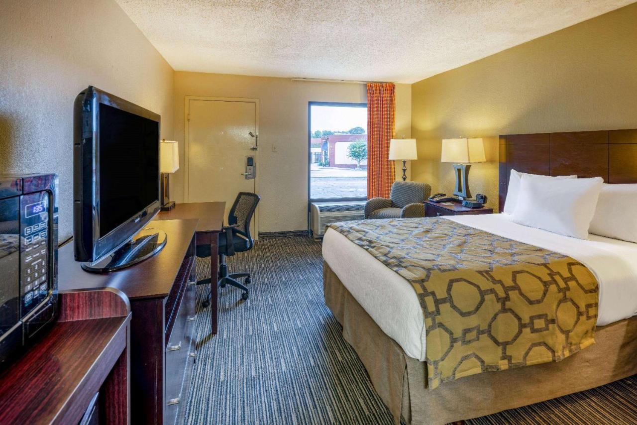 Baymont By Wyndham Columbus Ga Hotel Eksteriør billede